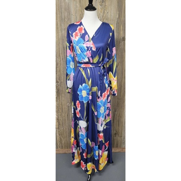 Long sleeve floral blue Dress large - Picture 2 of 5